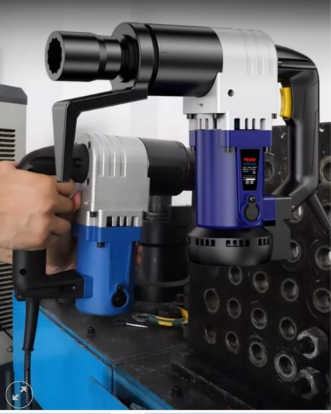 Máy siết bu lông chạy điện 800 – 1500 N.m