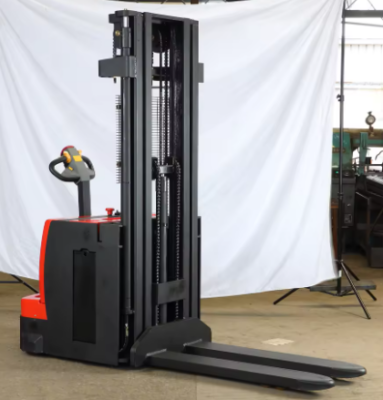 Xe nâng điện đứng lái 2 Tấn x 3M