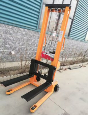 Xe Nâng Điện Tay Cao Càng V 2 Tấn x 3 Mét 13 Xe Nâng Điện Tay Cao Càng V 2 Tấn x 3 Mét