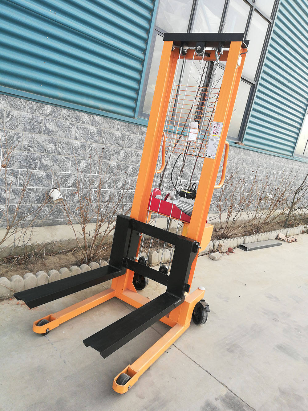 Xe Nâng Điện Tay Cao Càng V 3 Tấn x 1.6 Mét 9 xe nang dien tay cao cang v 3 tan x 1 6 met 2