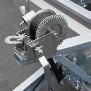Tời quay tay có cáp 2600LBS