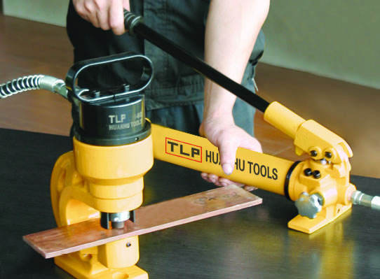Máy đục lỗ thủy lực CH-70 – Máy đột lỗ thủy lực chuyên dụng cho thép tấm 10 Máy đục lỗ thủy lực CH-70