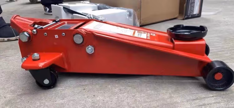 Kích cá sấu 3 tấn 9 Kích cá sấu 3 tấn